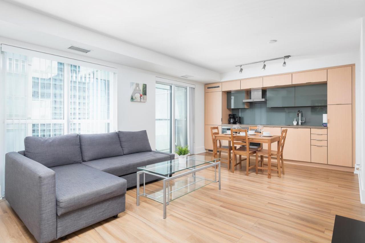 Across From The Cn Tower, Metro Toronto Convention Centre And Rogers Centre In Downtown Toronto Core Apartamento Exterior foto